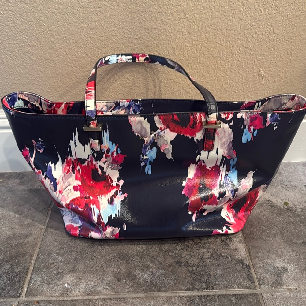 Cute Kate Spade tote